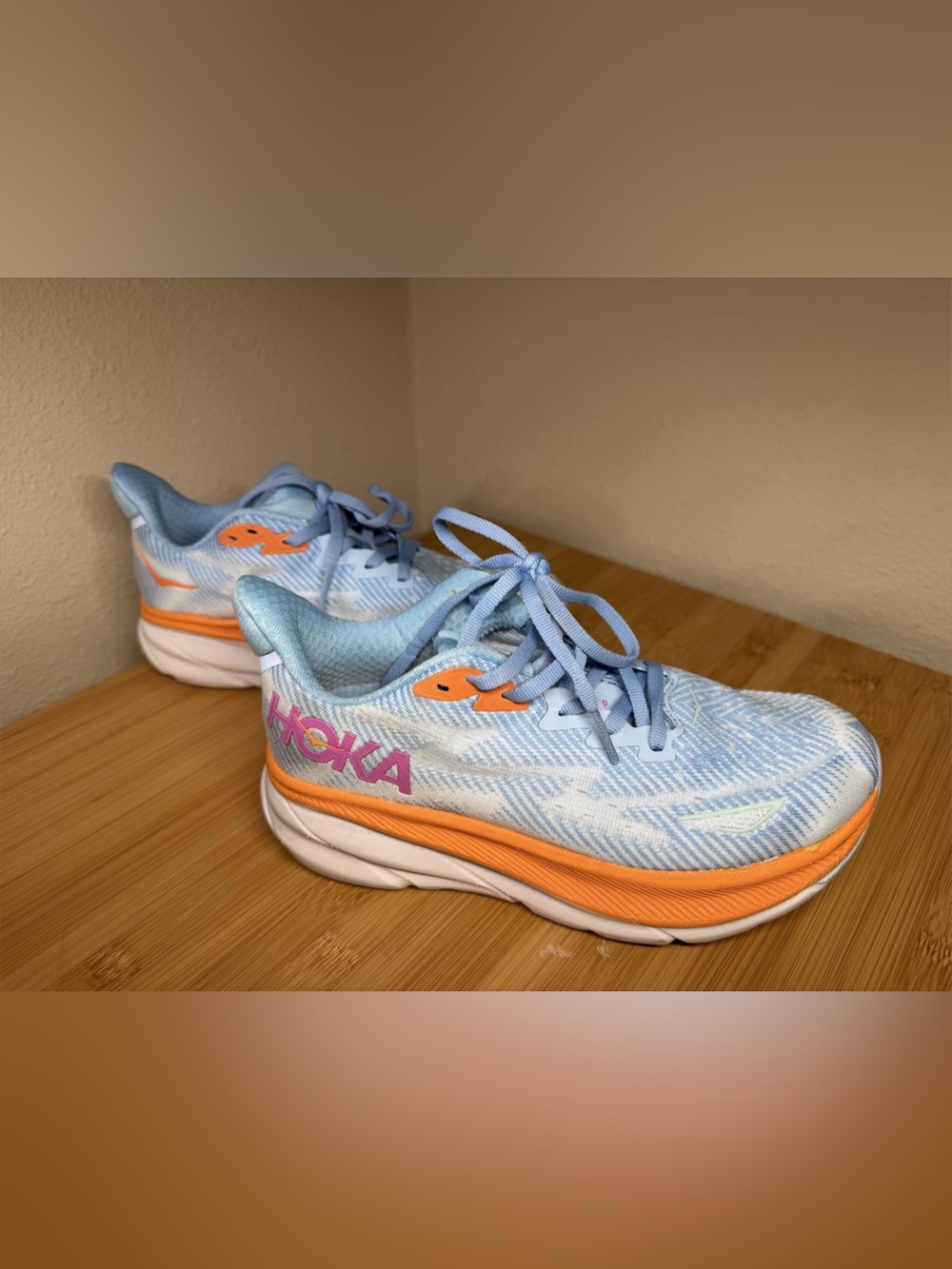 HOKA Clifton 9 Women's Athletic Sneakers Trainers Running Blue & Orange US 5.5 B - Picture 4 of 8